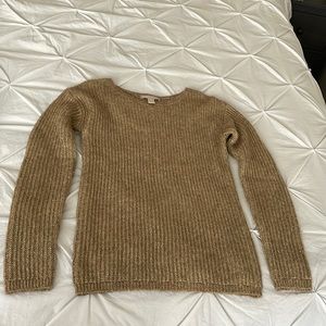 Banana republic size XSMALL golden with metallic gold threads winter sweater